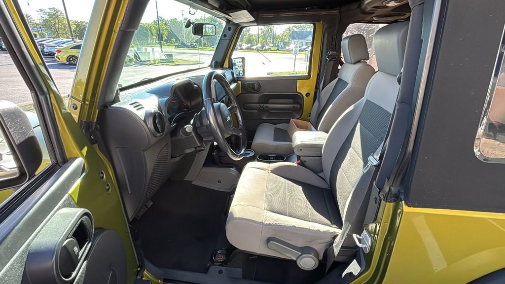 Used 2008 Jeep Wrangler X AWD/4WD image 17