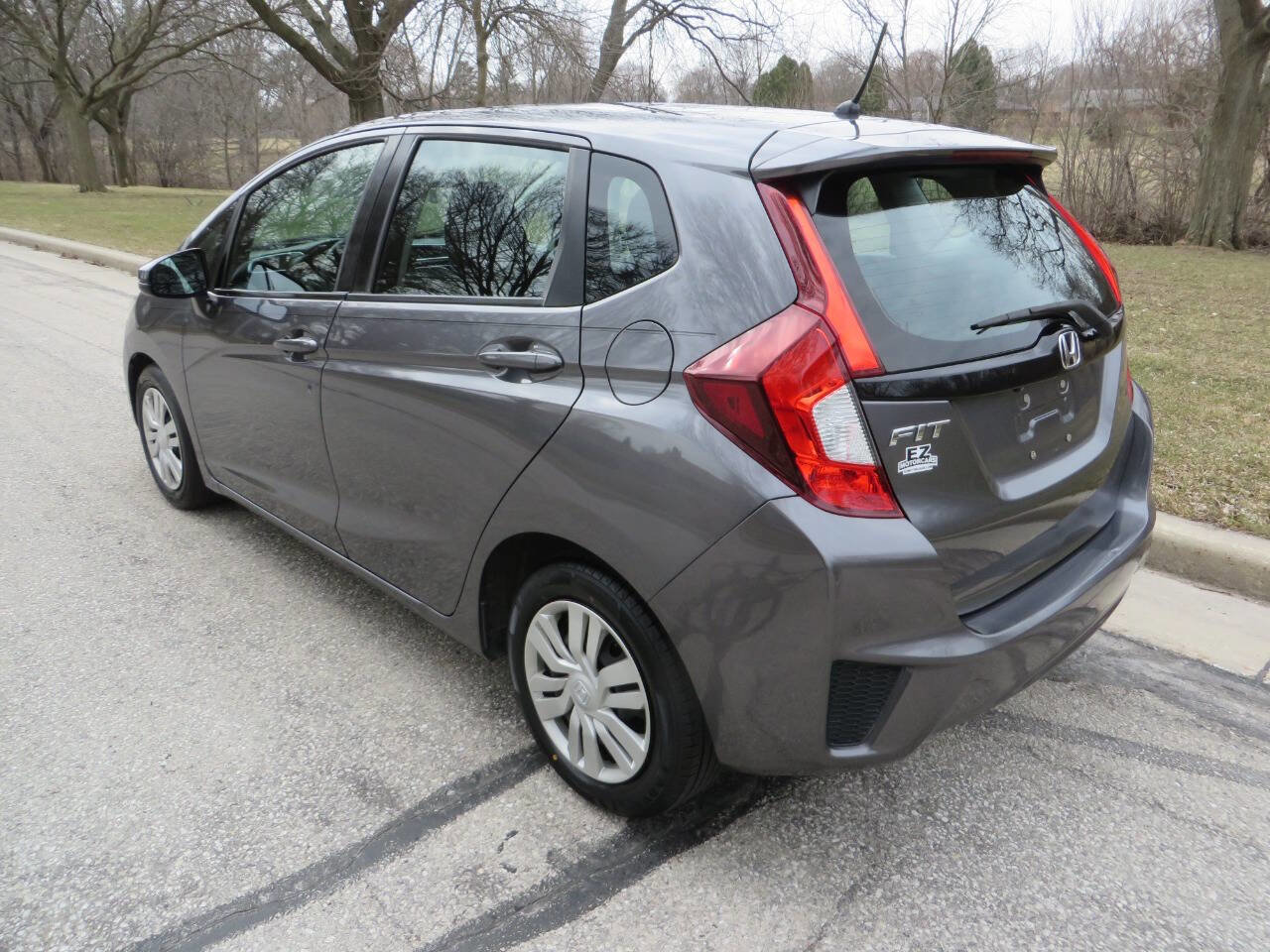 Used 2017 Honda Fit LX image 3