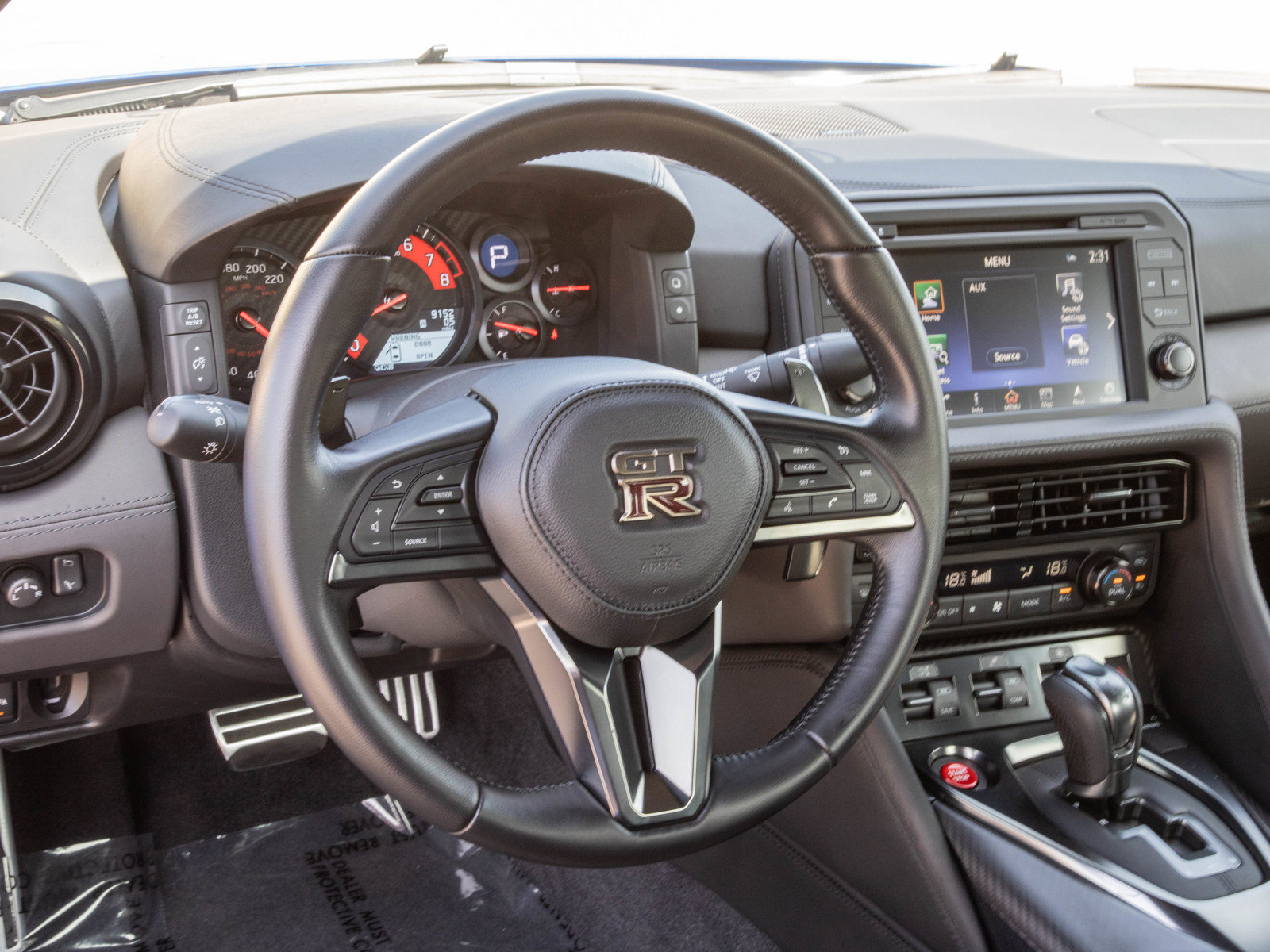 Used 2023 Nissan GT-R Premium AWD/4WD image 14