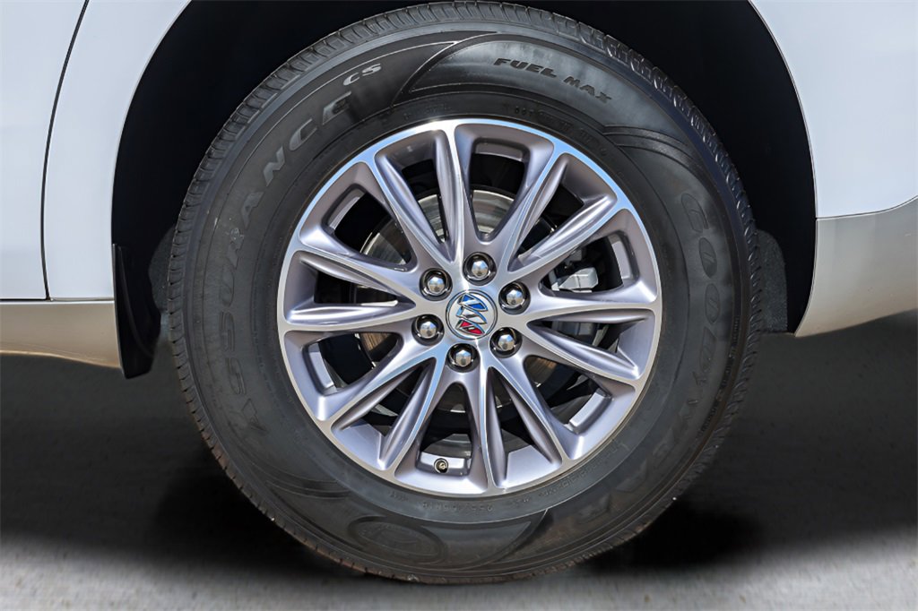Used 2024 Buick Enclave Premium image 15
