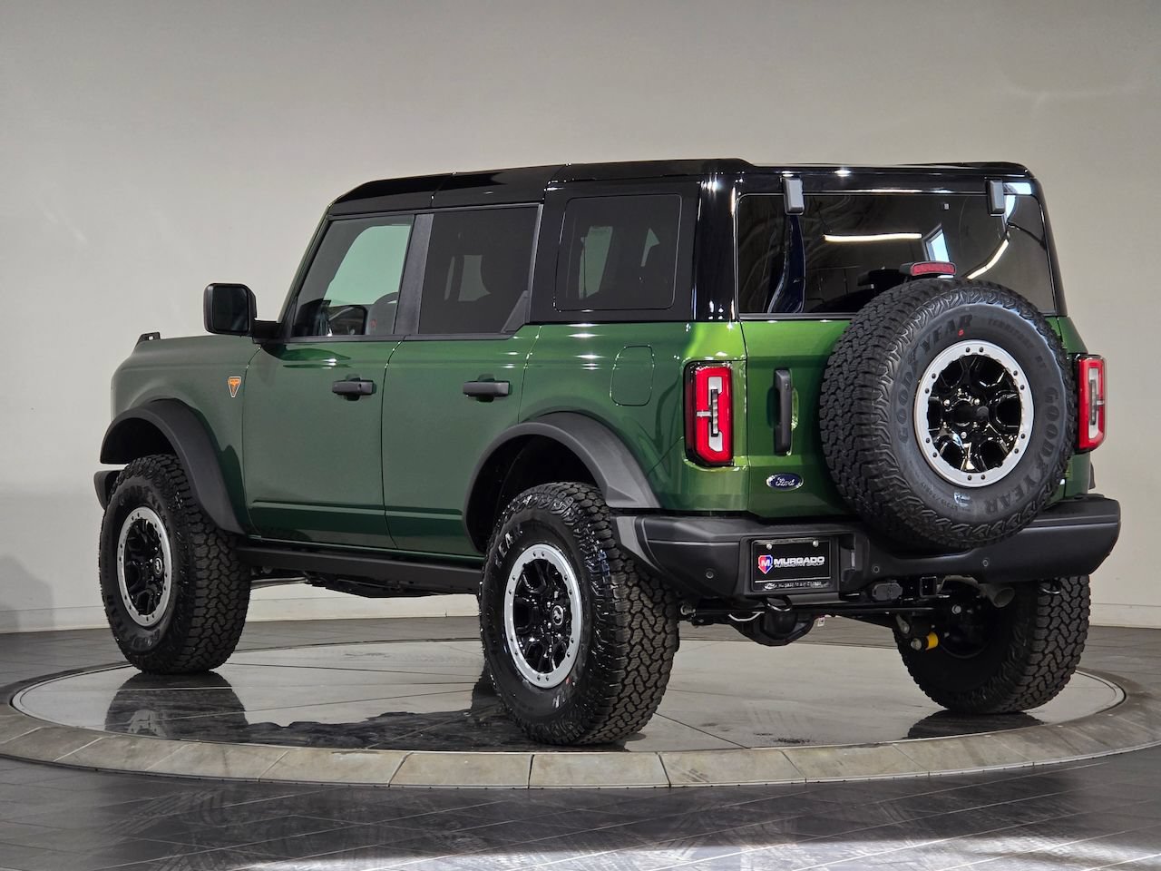 New 2025 Ford Bronco Badlands w/ Sasquatch Package AWD/4WD image 8