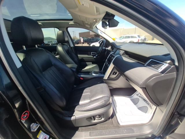 Used 2017 Land Rover Discovery Sport HSE AWD/4WD image 18