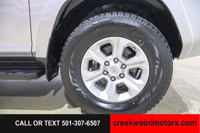 Used 2020 Toyota 4Runner SR5 Premium AWD/4WD image 19