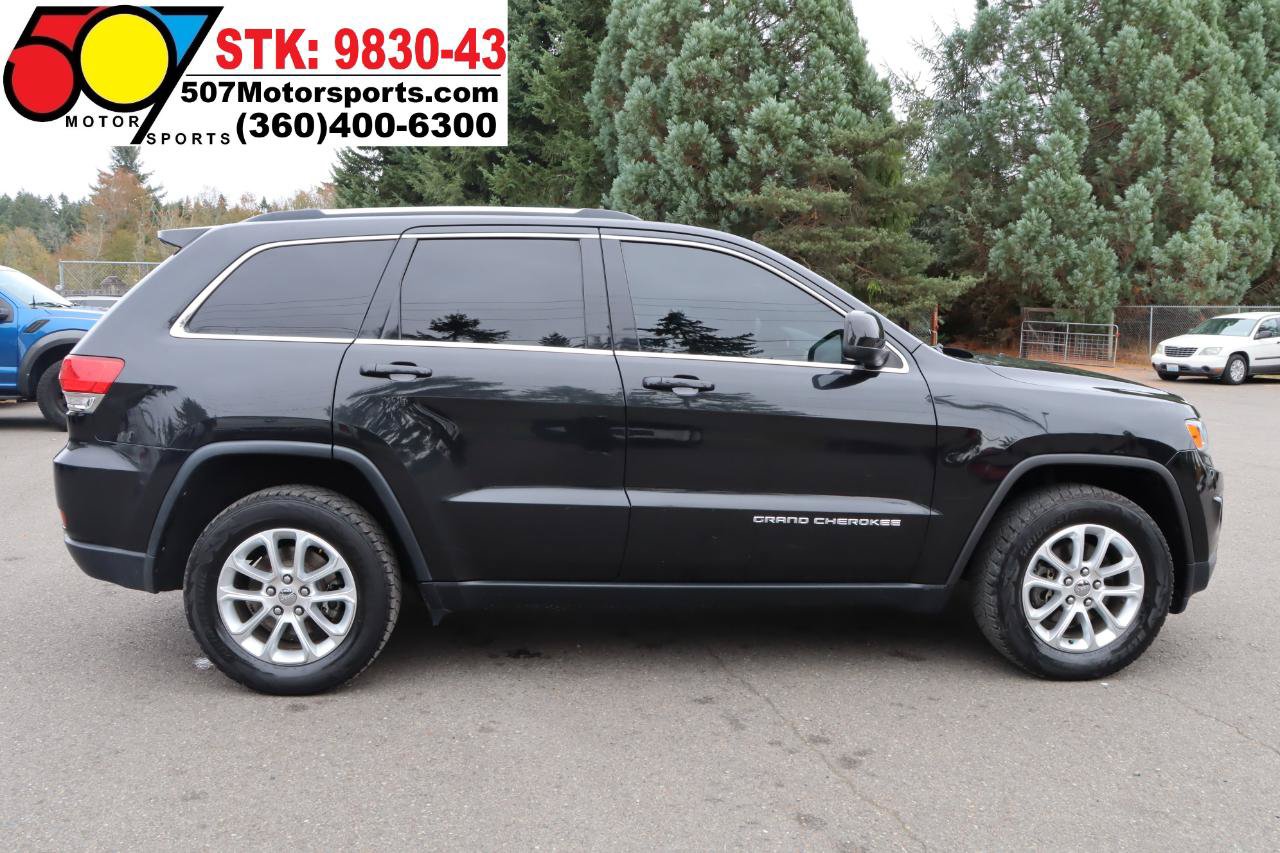 Used 2014 Jeep Grand Cherokee Laredo w/ 18" Wheel & 8.4" Radio Group AWD/4WD image 9