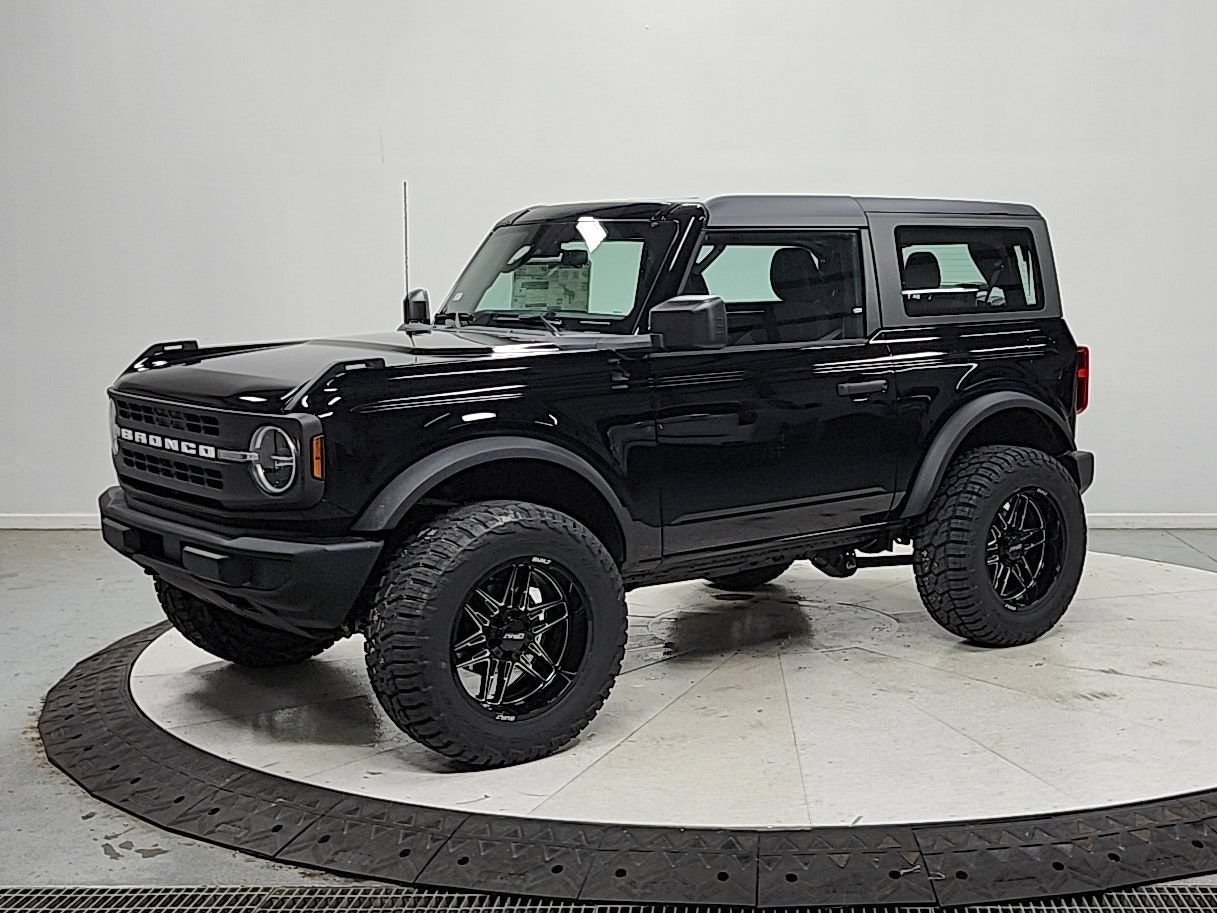New 2026 Ford Bronco 2-Door AWD/4WD image 3