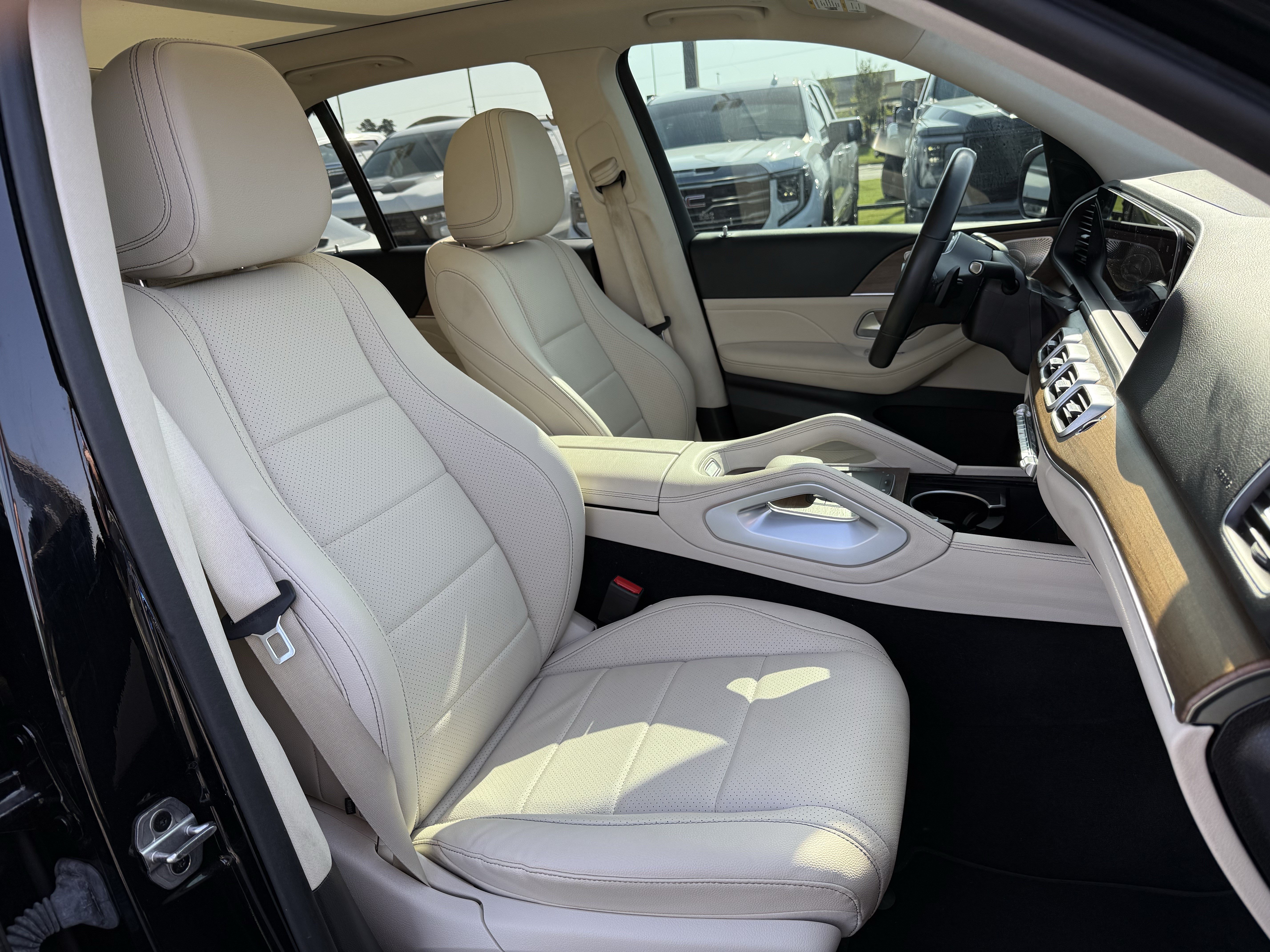 Used 2022 Mercedes-Benz GLE 350 4MATIC image 37