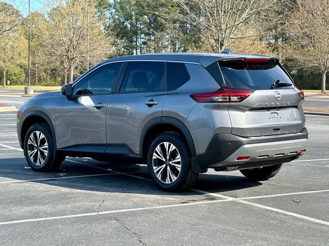 Used 2023 Nissan Rogue SV image 4
