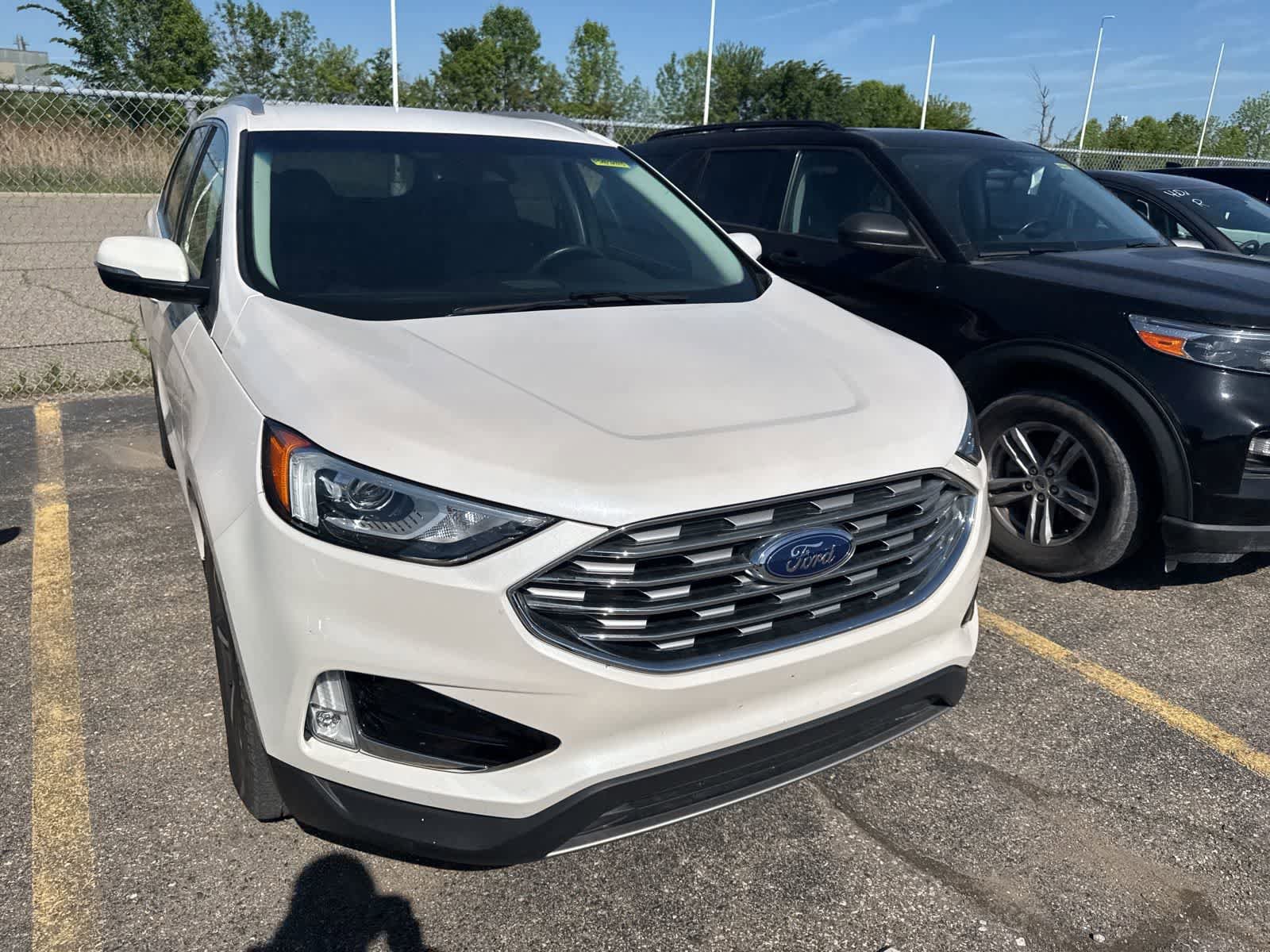 Used 2019 Ford Edge SEL w/ Equipment Group 201A AWD/4WD image 5