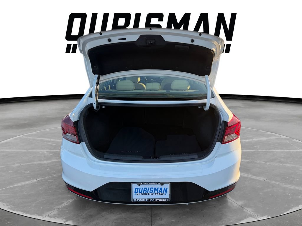 Used 2020 Hyundai Elantra Limited image 23