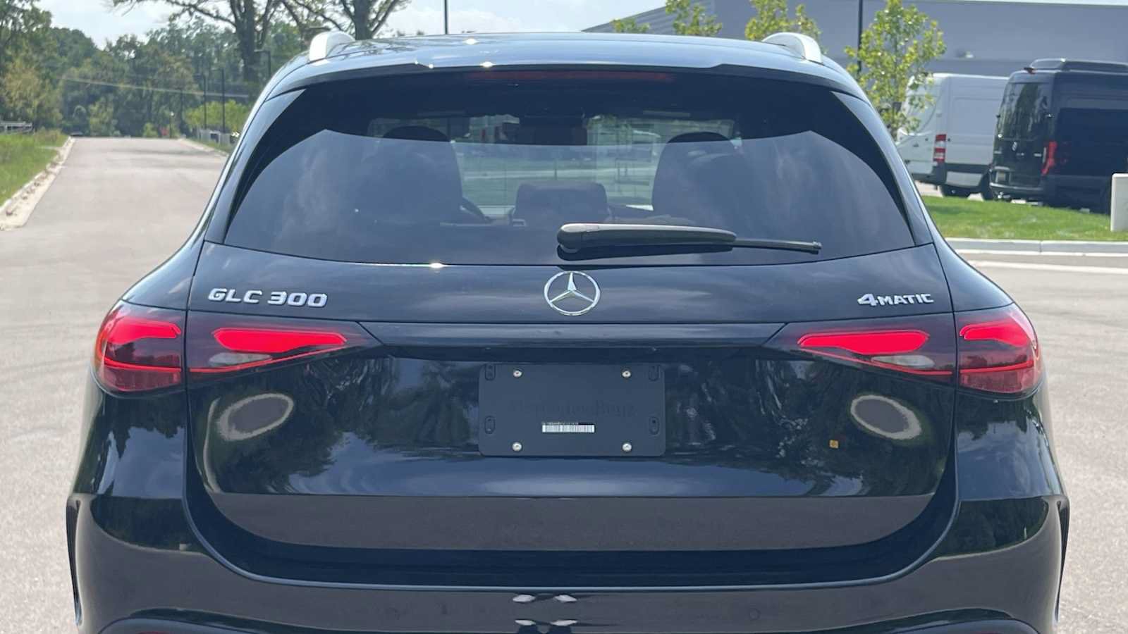 Used 2027 Mercedes-Benz GLC 300 4MATIC image 18