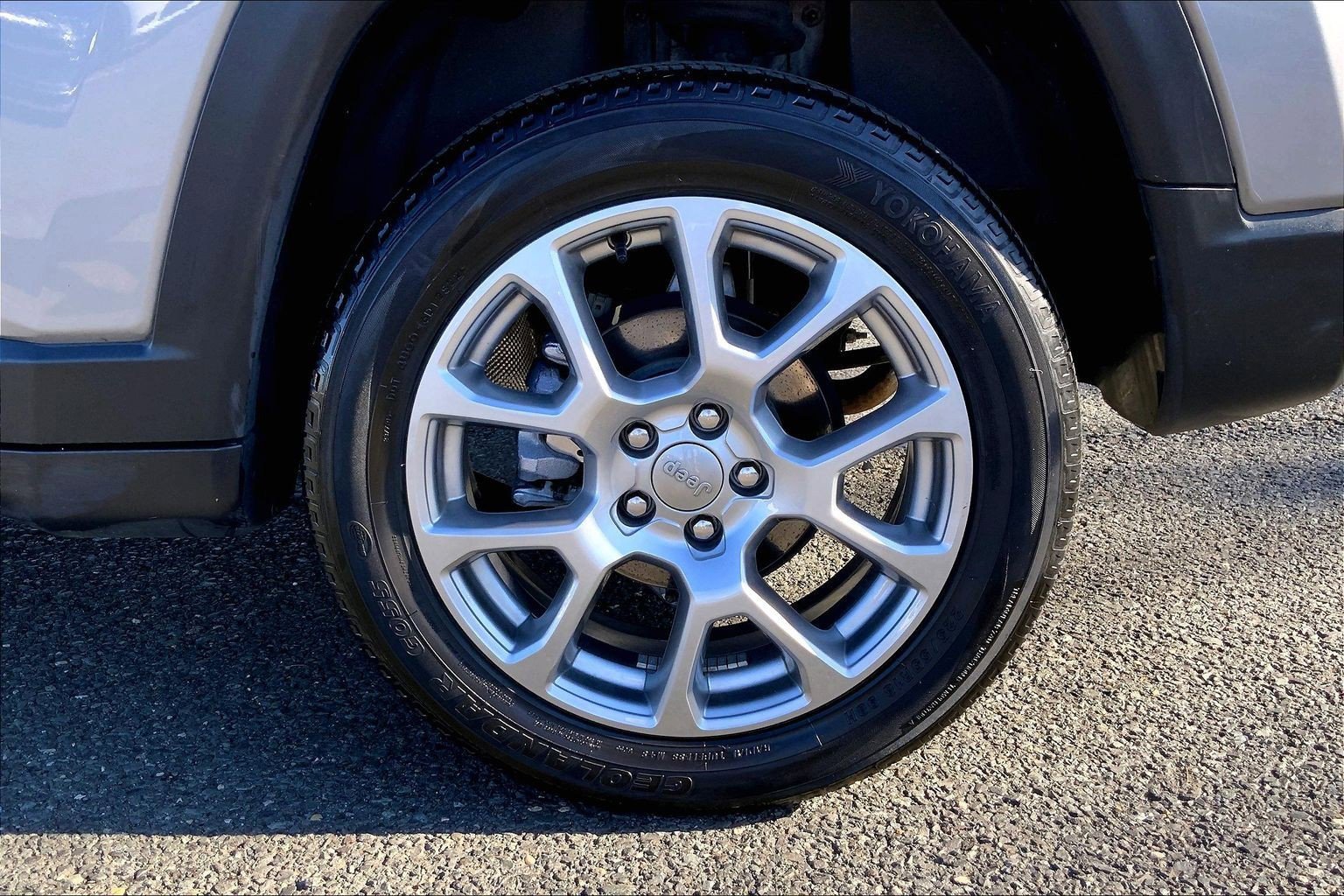 Certified 2022 Jeep Compass Latitude image 10