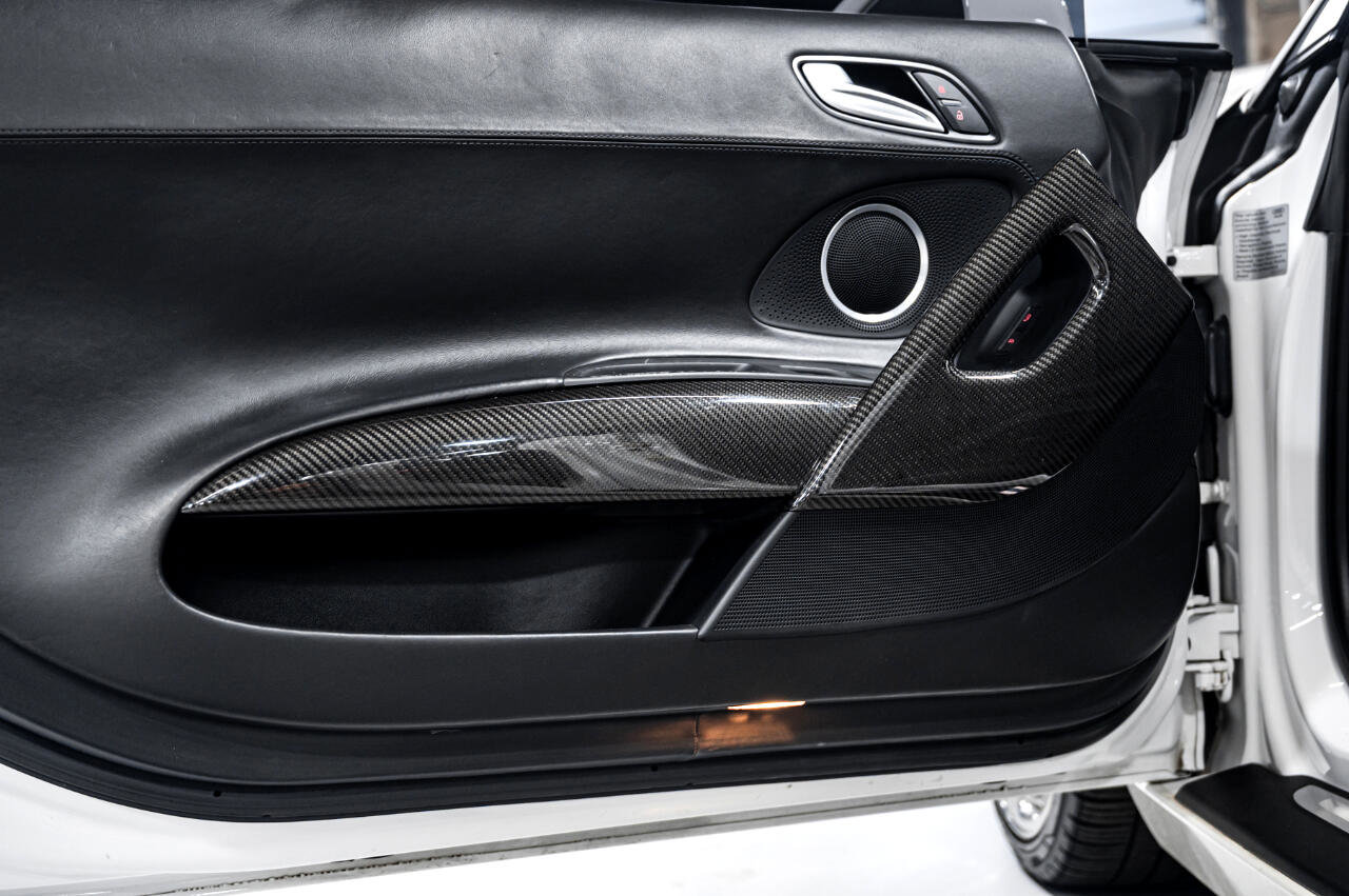 Used 2009 Audi R8 V8 image 20