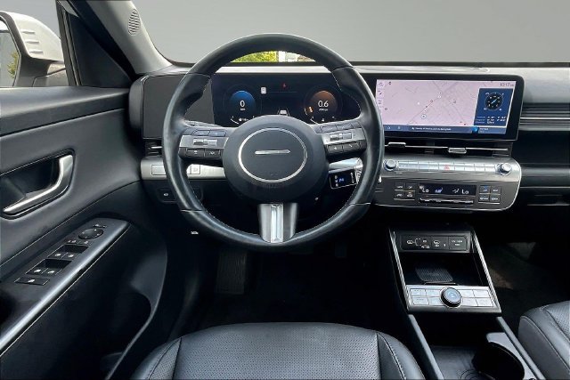 Used 2025 Hyundai Kona Limited AWD/4WD image 8