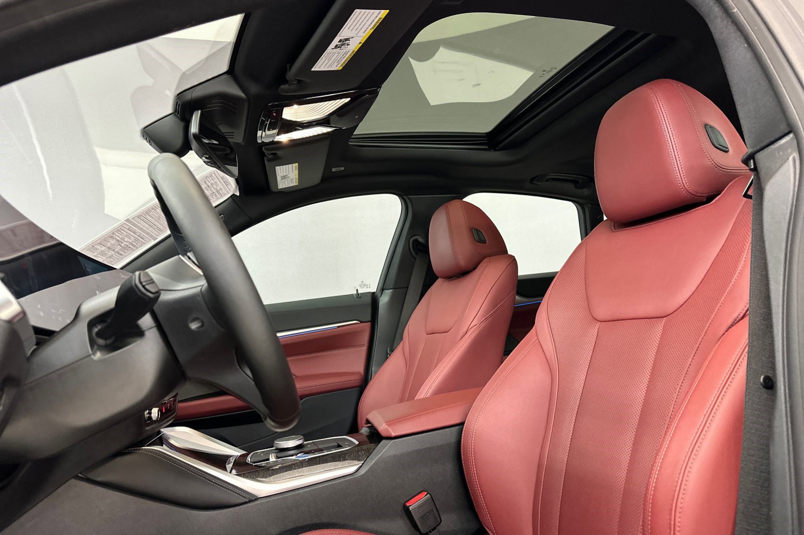 Certified 2024 BMW i4 eDrive35 w/ M Sport Package RWD image 15