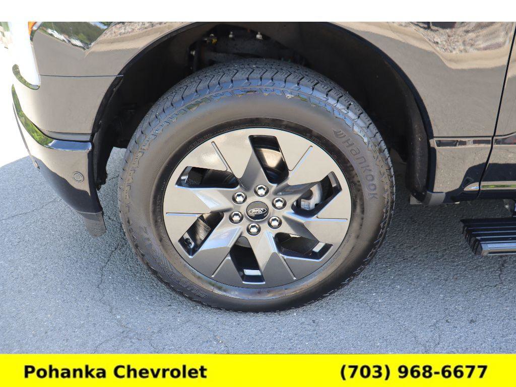 Used 2023 Ford F150 Lightning Lariat w/ Equipment Group 511A High AWD/4WD image 27