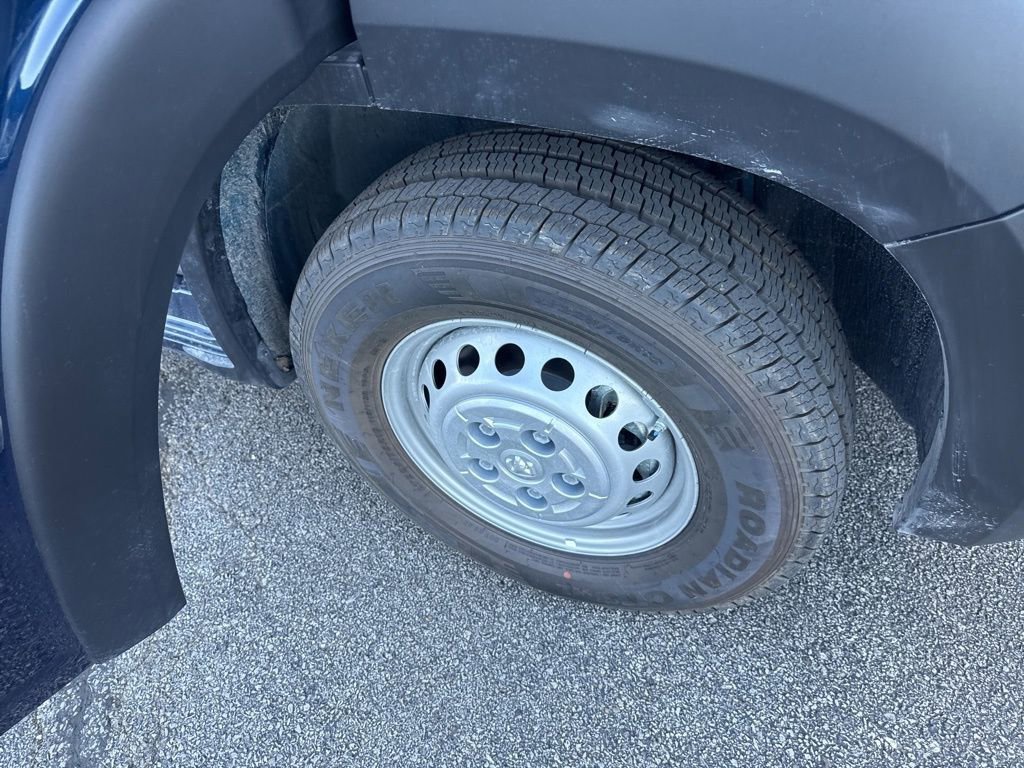 Used 2025 RAM ProMaster 1500 w/ Convenience Group image 44