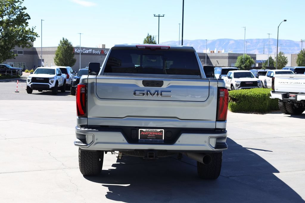 Used 2024 GMC Sierra 2500 Denali Ultimate w/ Max Trailering Package AWD/4WD image 5