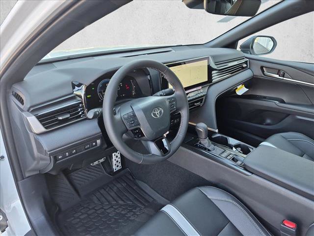New 2026 Toyota Camry Hybrid AWD/4WD image 3