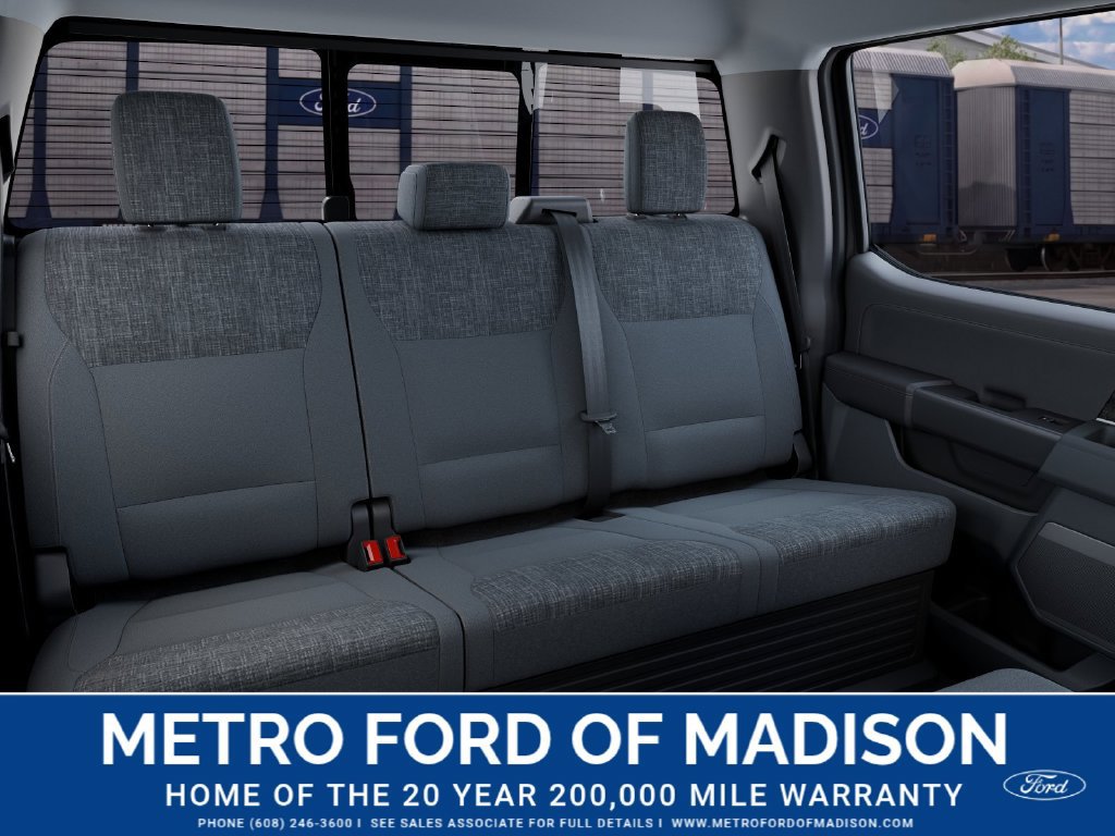 New 2027 Ford F250 XLT w/ XLT Premium Package AWD/4WD image 11