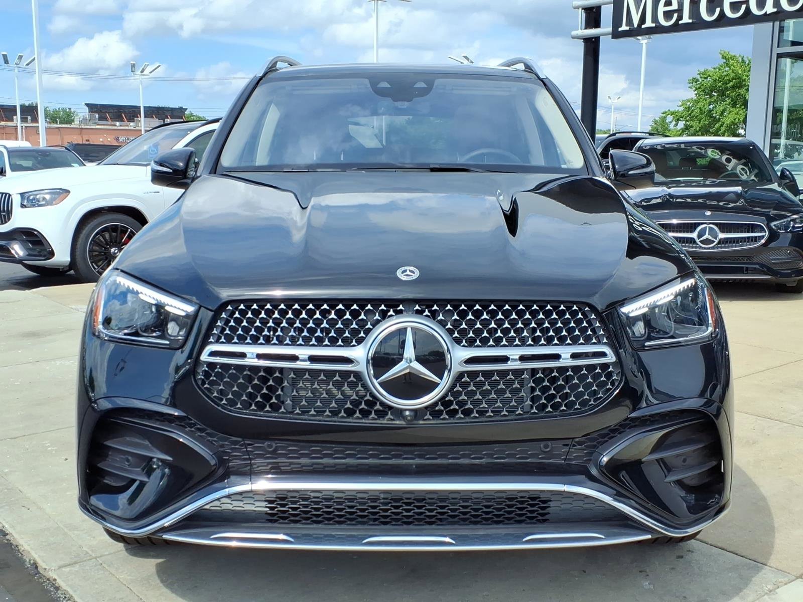 New 2026 Mercedes-Benz GLE 450 4MATIC image 2