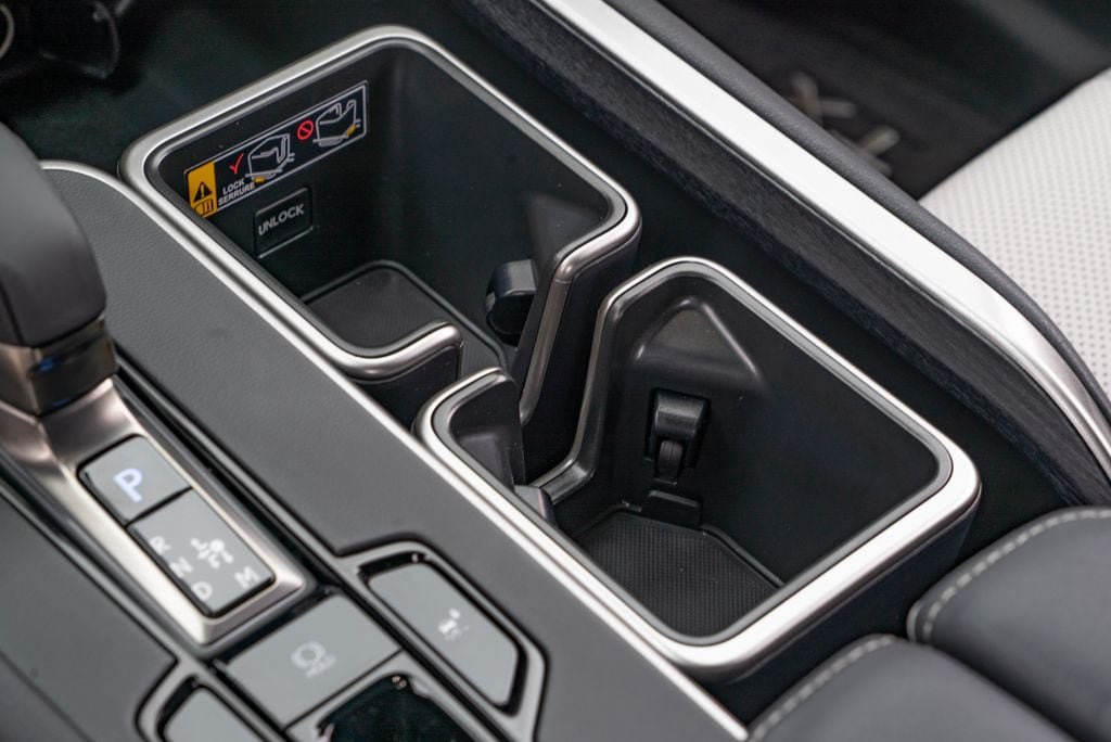 New 2026 Lexus TX 500h AWD image 25