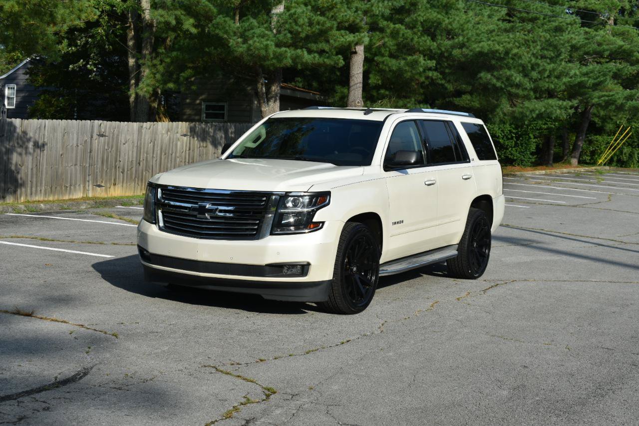 Used 2015 Chevrolet Tahoe LTZ RWD image 2