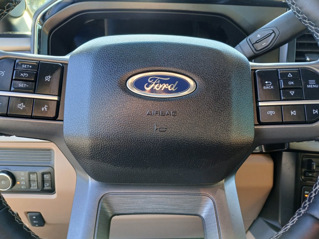 Certified 2026 Ford F350 Lariat w/ FX4 Off-Road Package AWD/4WD image 24