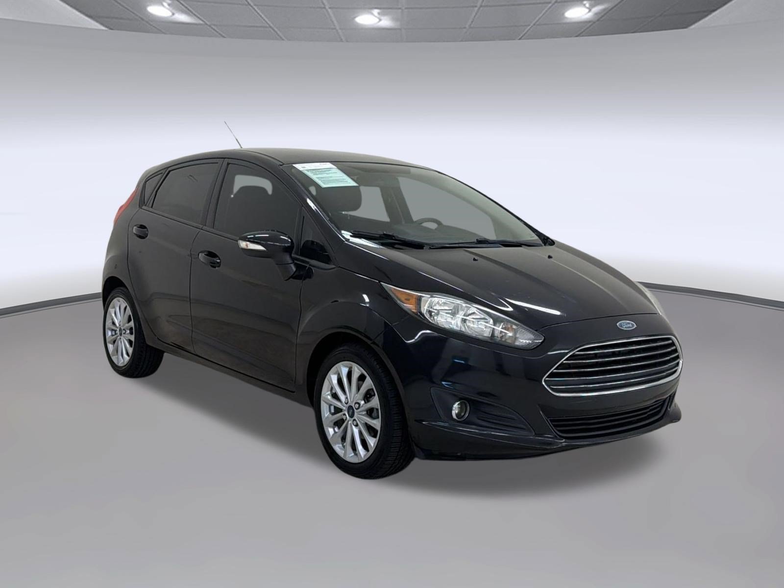 Used 2014 Ford Fiesta SE w/ Equipment Group 201A FWD image 7