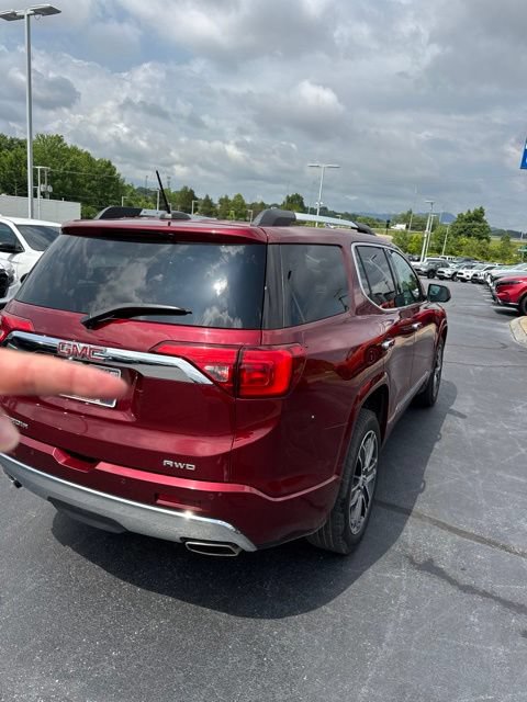 Used 2018 GMC Acadia Denali w/ Technology Package AWD/4WD image 8