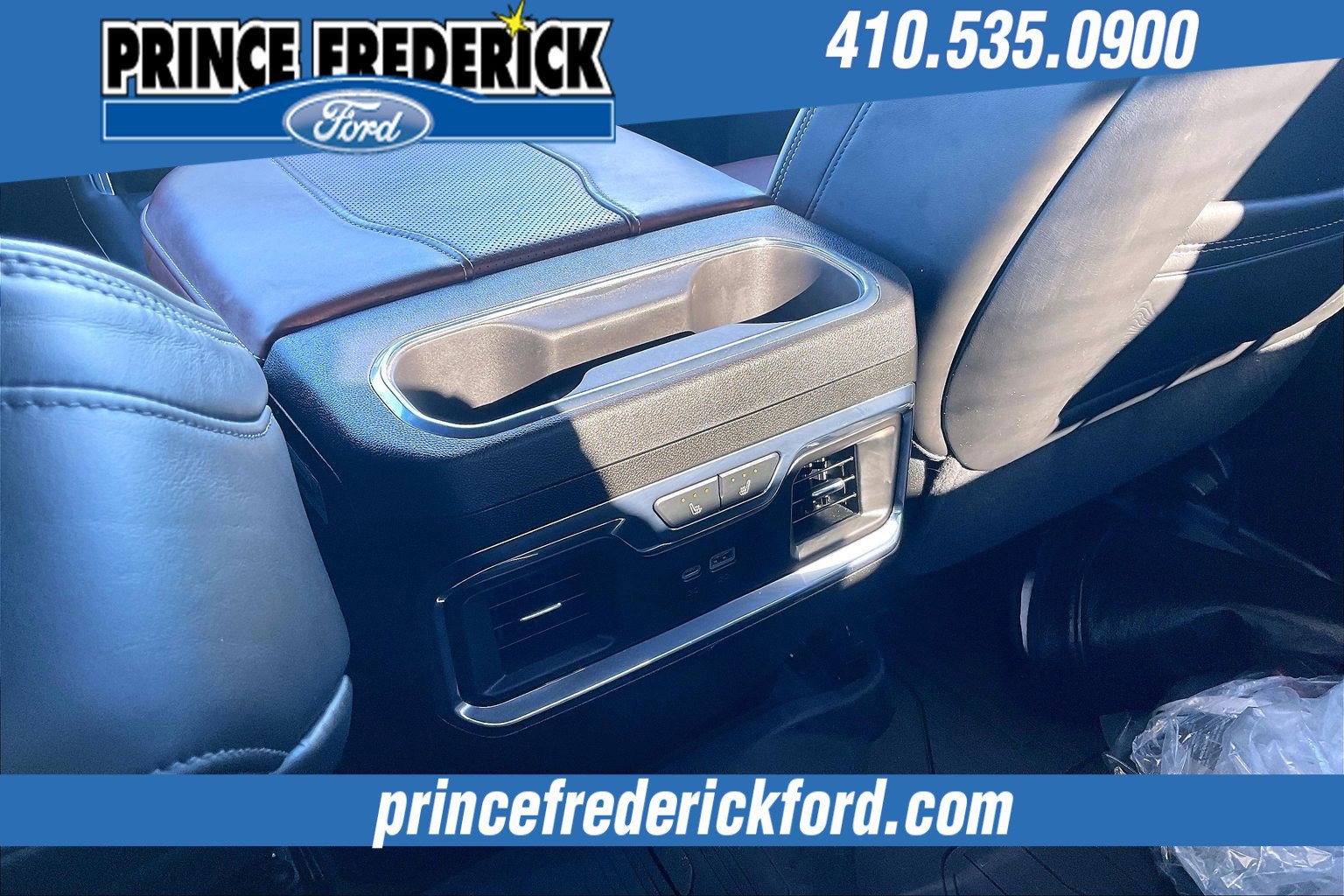 Used 2025 GMC Sierra 3500 Denali Ultimate image 32