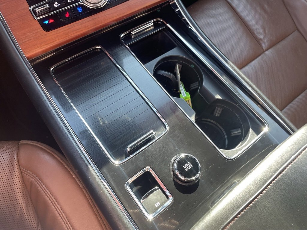 Used 2020 Lincoln Aviator Reserve w/ Elements Package Plus image 18