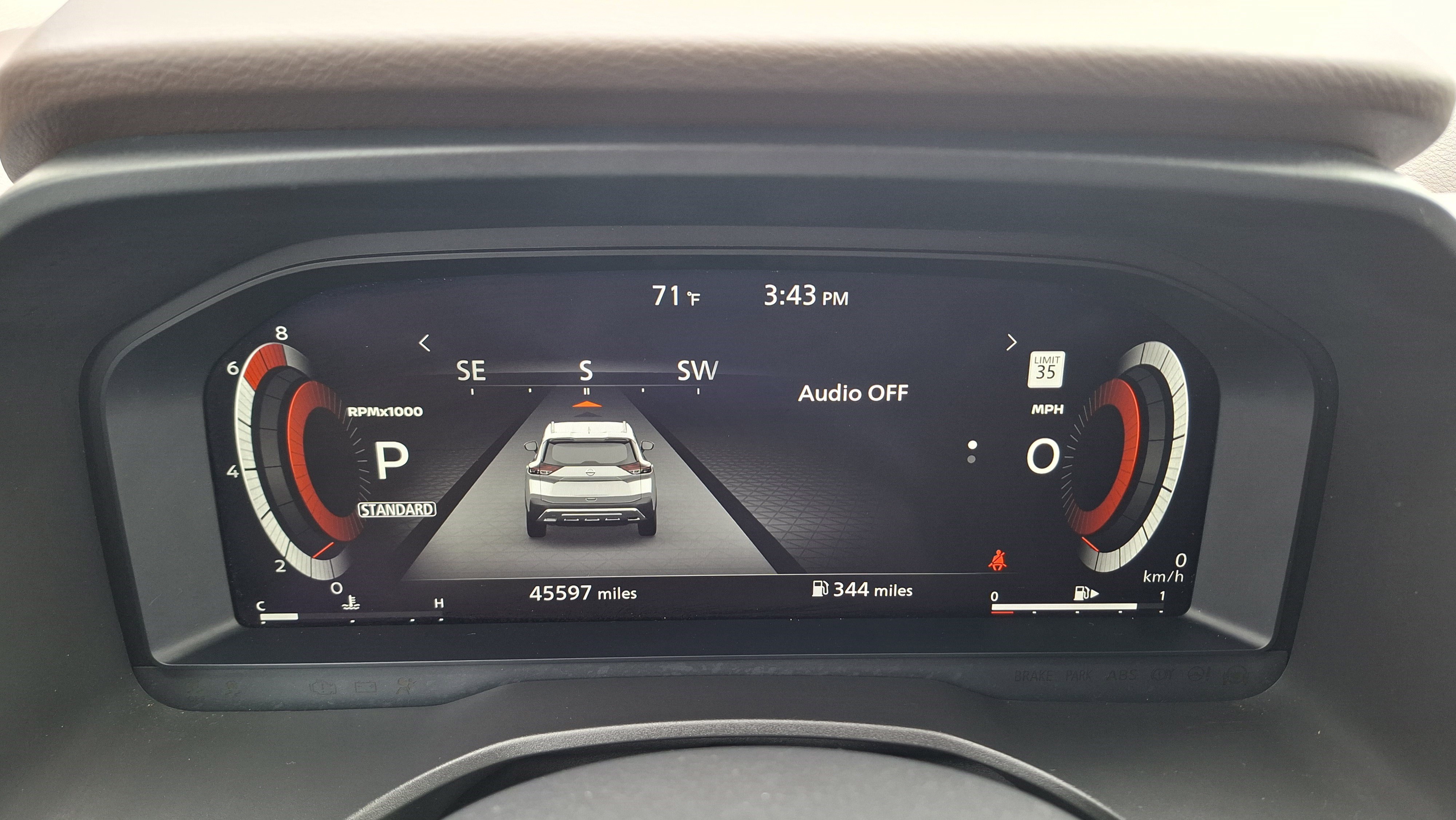 Used 2021 Nissan Rogue Platinum image 12