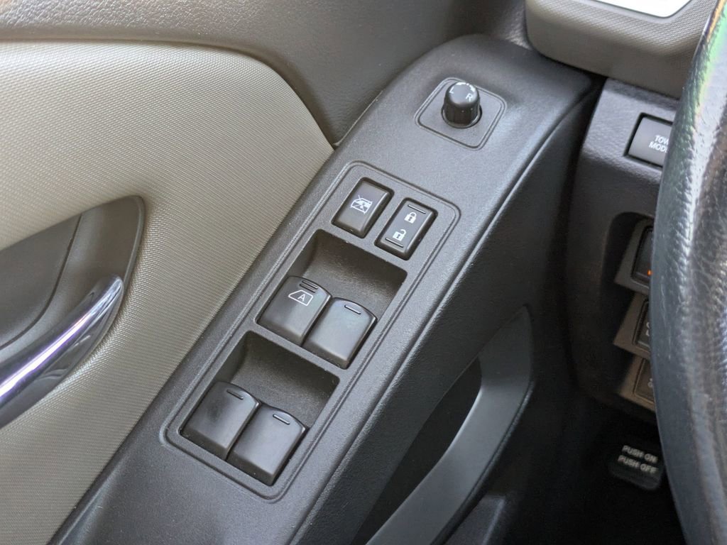 Used 2022 Nissan Frontier SV image 23