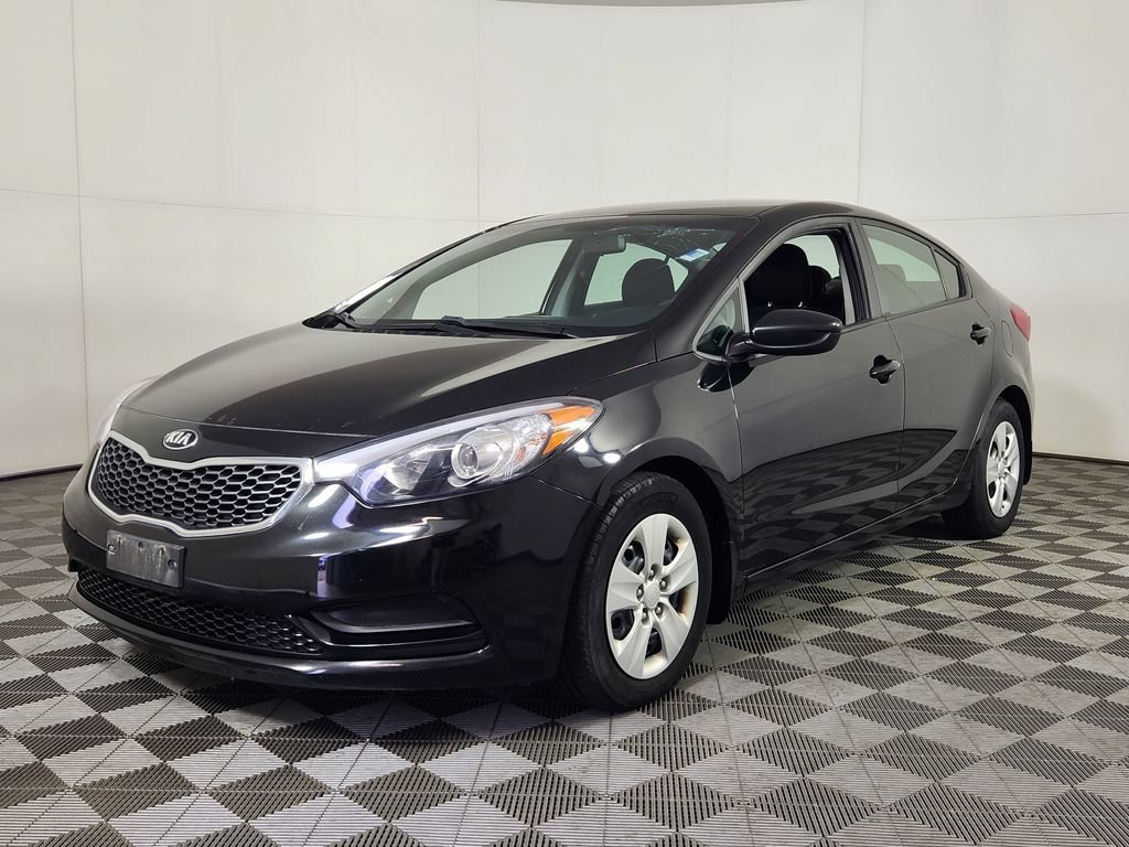 Used 2016 Kia Forte LX FWD image 3