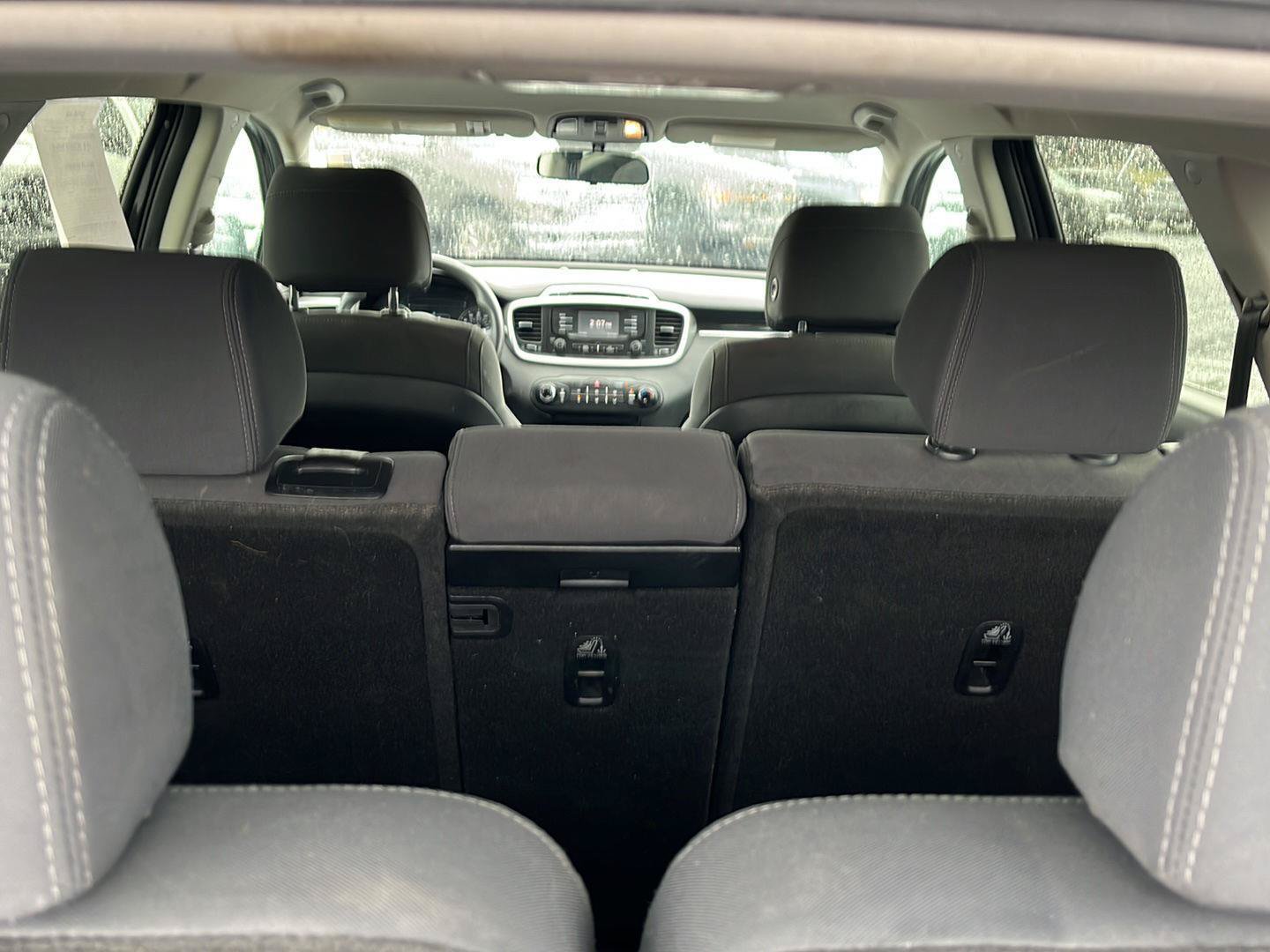 Used 2017 Kia Sorento AWD image 25