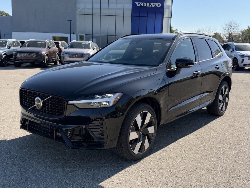 Certified 2024 Volvo XC60 T8 Plus w/ Climate Package AWD/4WD image 1
