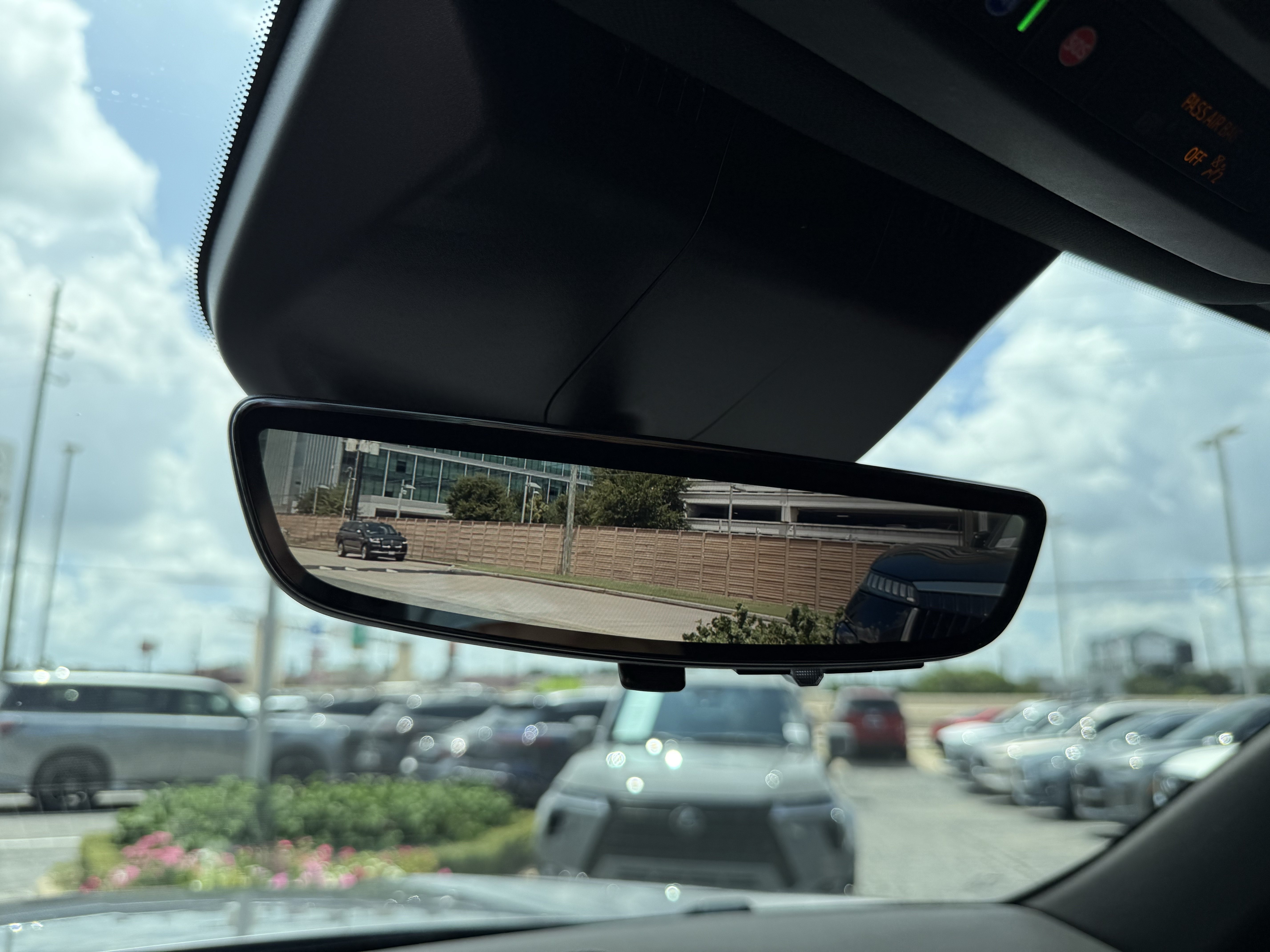 Used 2021 Cadillac Escalade ESV Sport RWD image 24