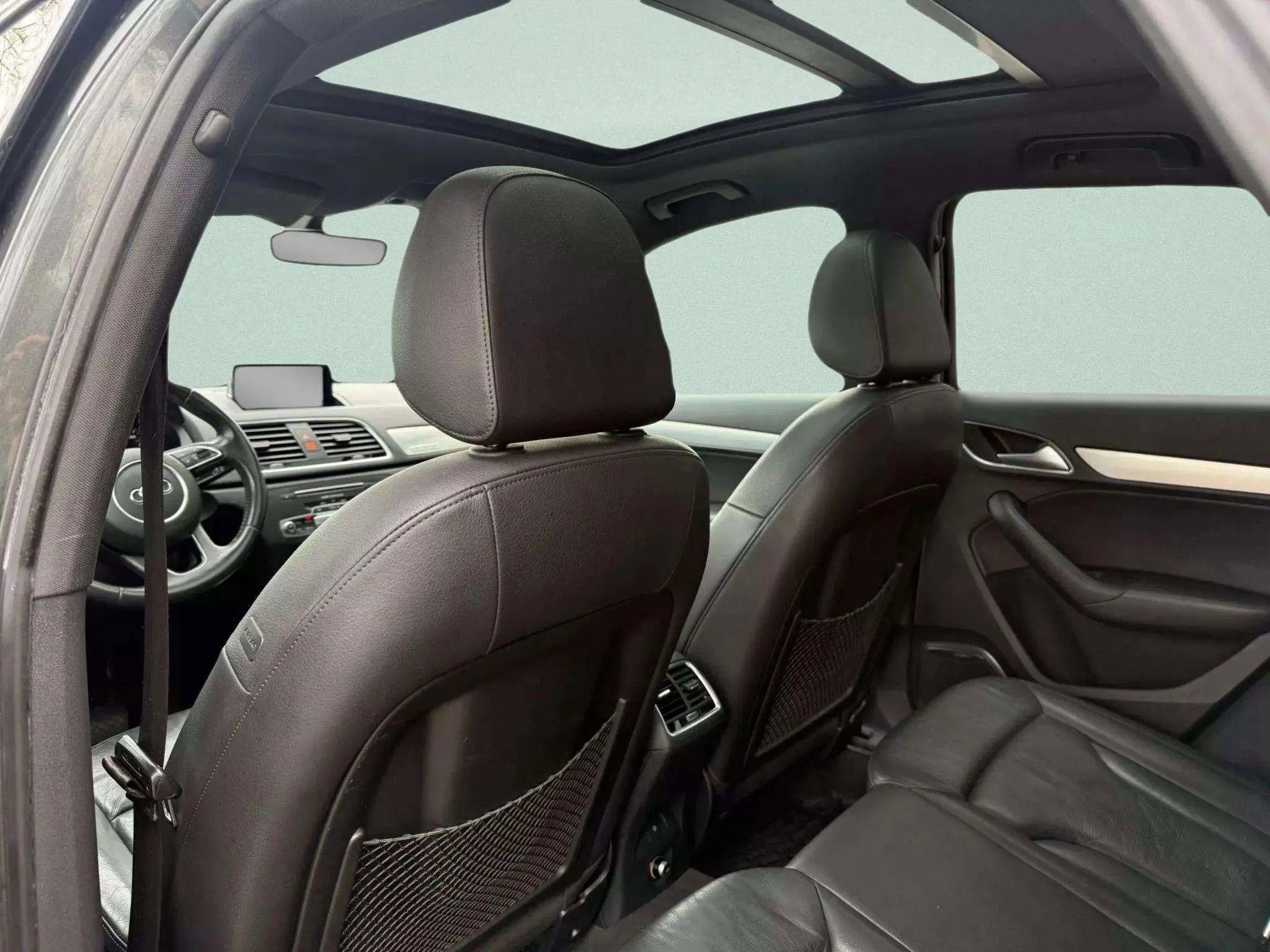 Used 2018 Audi Q3 2.0T Premium Plus w/ Premium Plus Package image 15