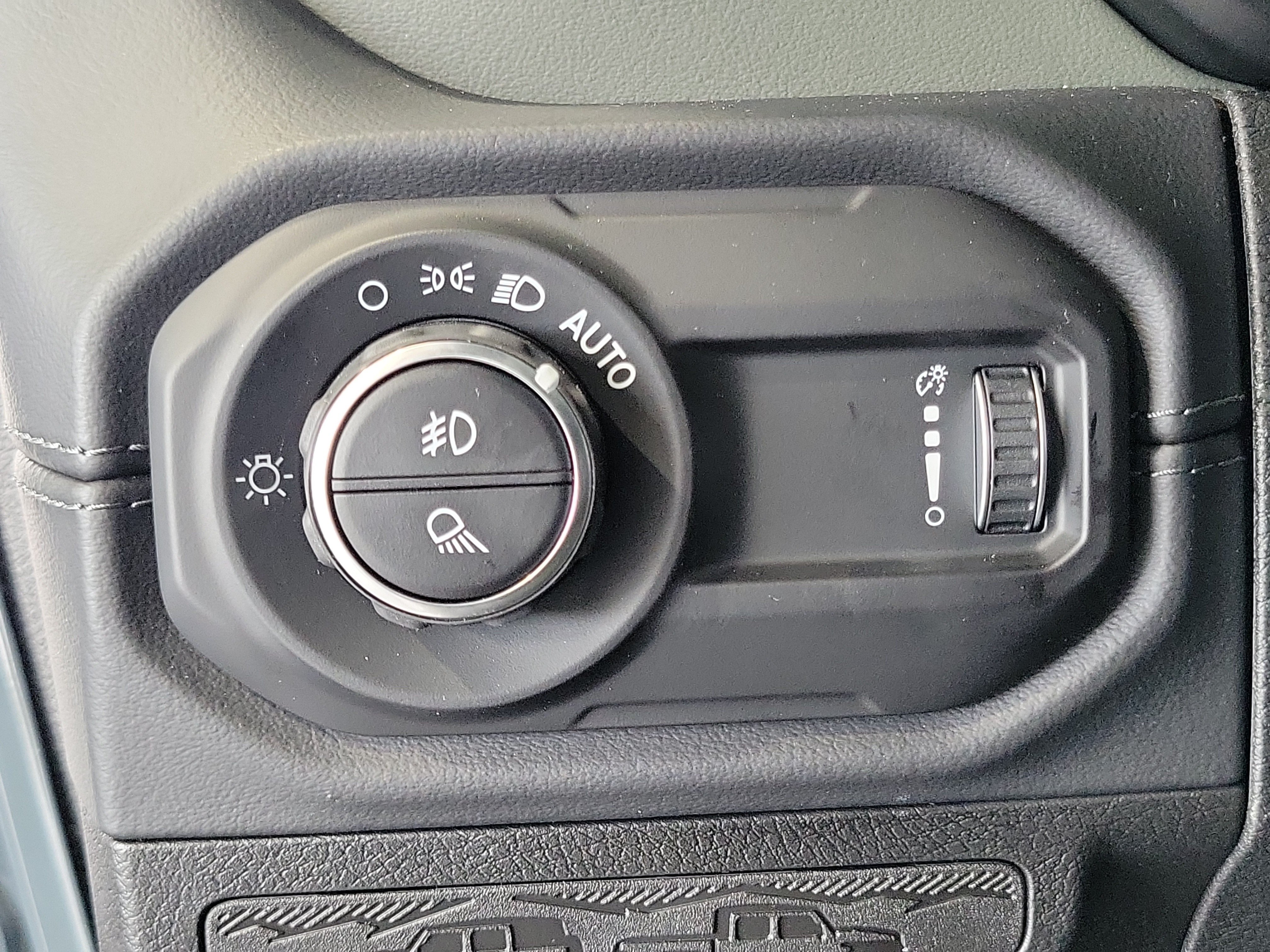 New 2025 Jeep Gladiator Mojave AWD/4WD image 21