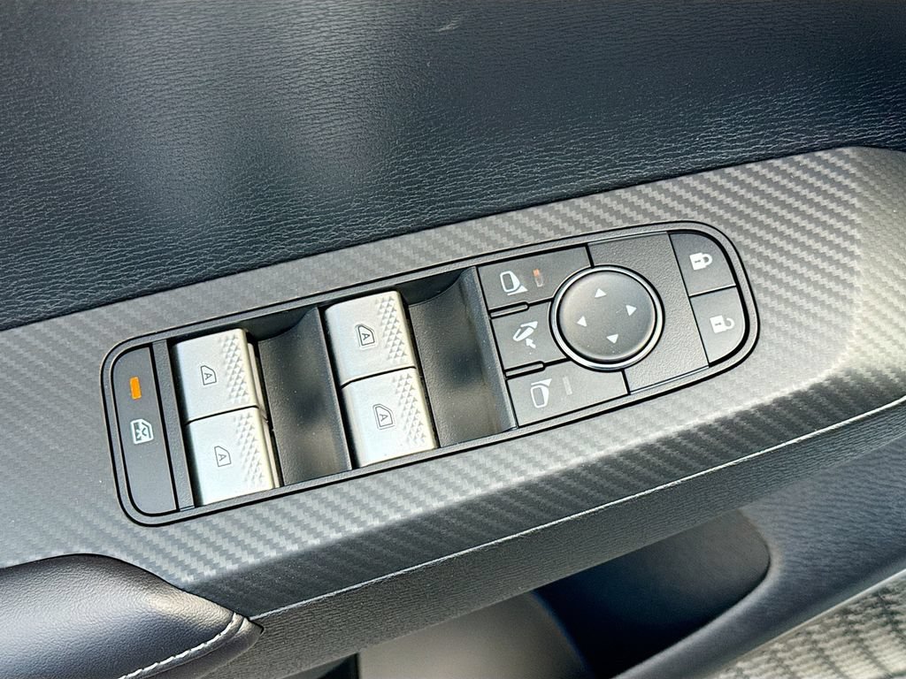 New 2026 Mitsubishi Outlander SE FWD image 18
