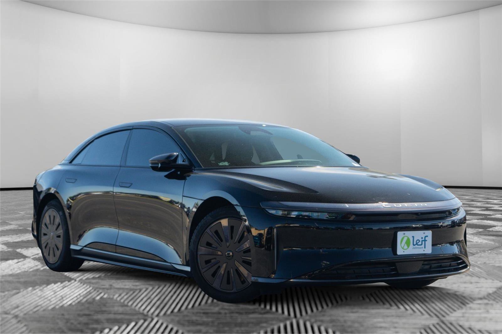 Used 2025 Lucid Air Touring image 1