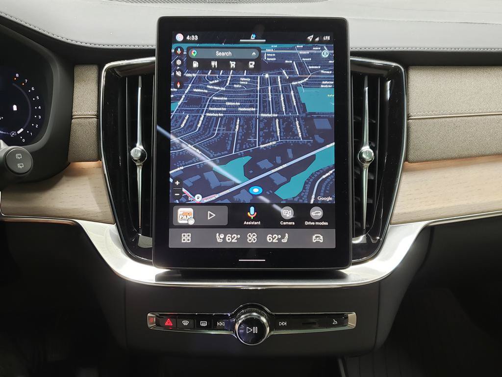 New 2026 Volvo XC90 B6 Plus w/ Protection Package Premier AWD/4WD image 11
