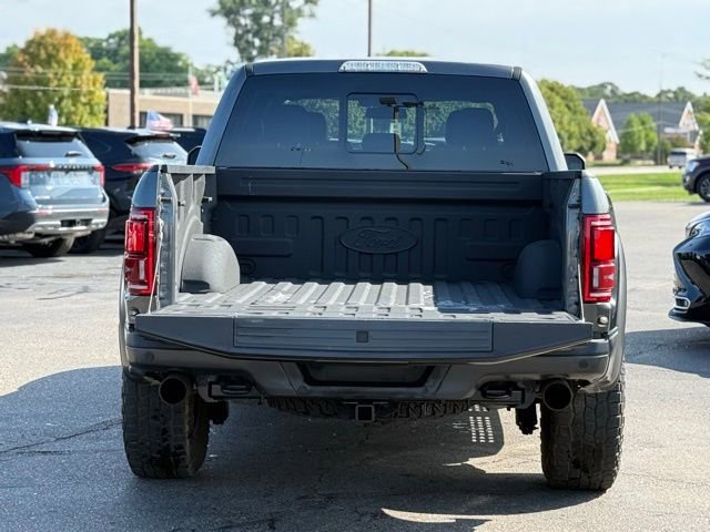 Certified 2018 Ford F150 Raptor w/ Equipment Group 802A Luxury image 44