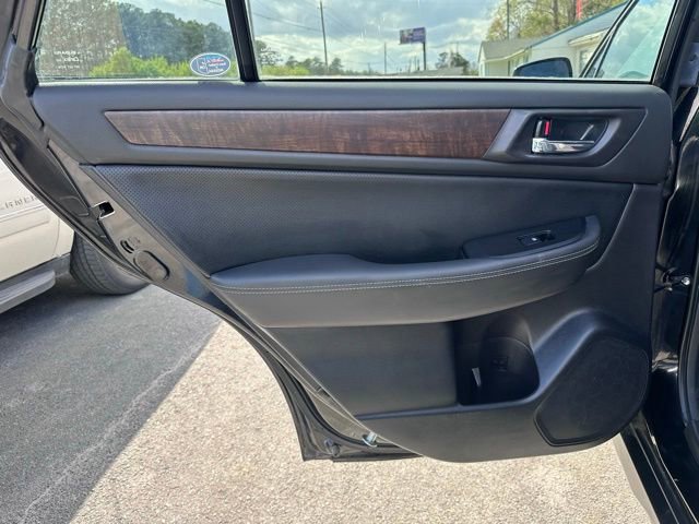 Used 2017 Subaru Outback 2.5i Limited image 10