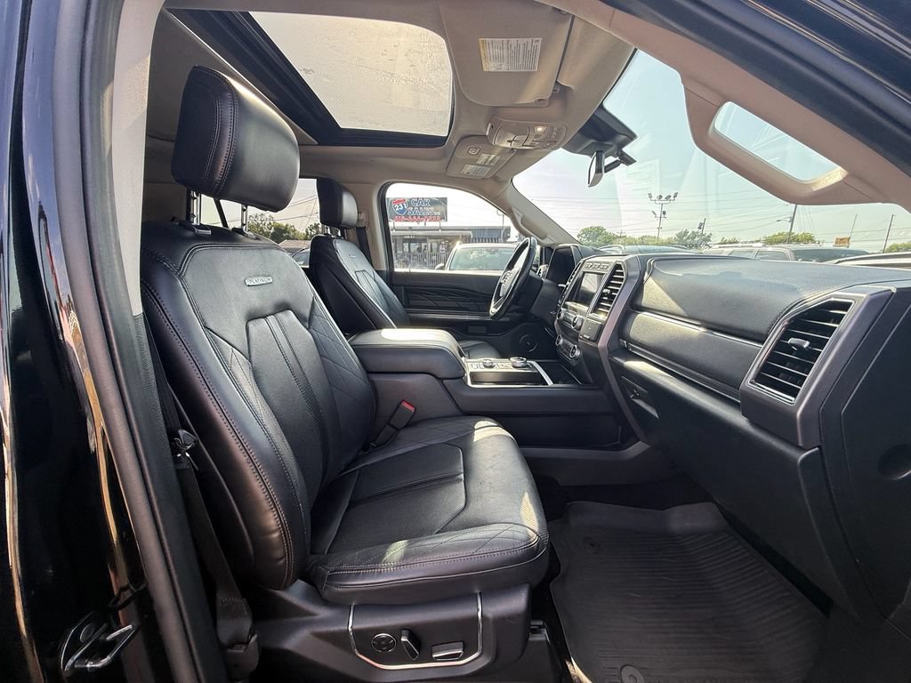 Used 2019 Ford Expedition Platinum AWD/4WD image 27