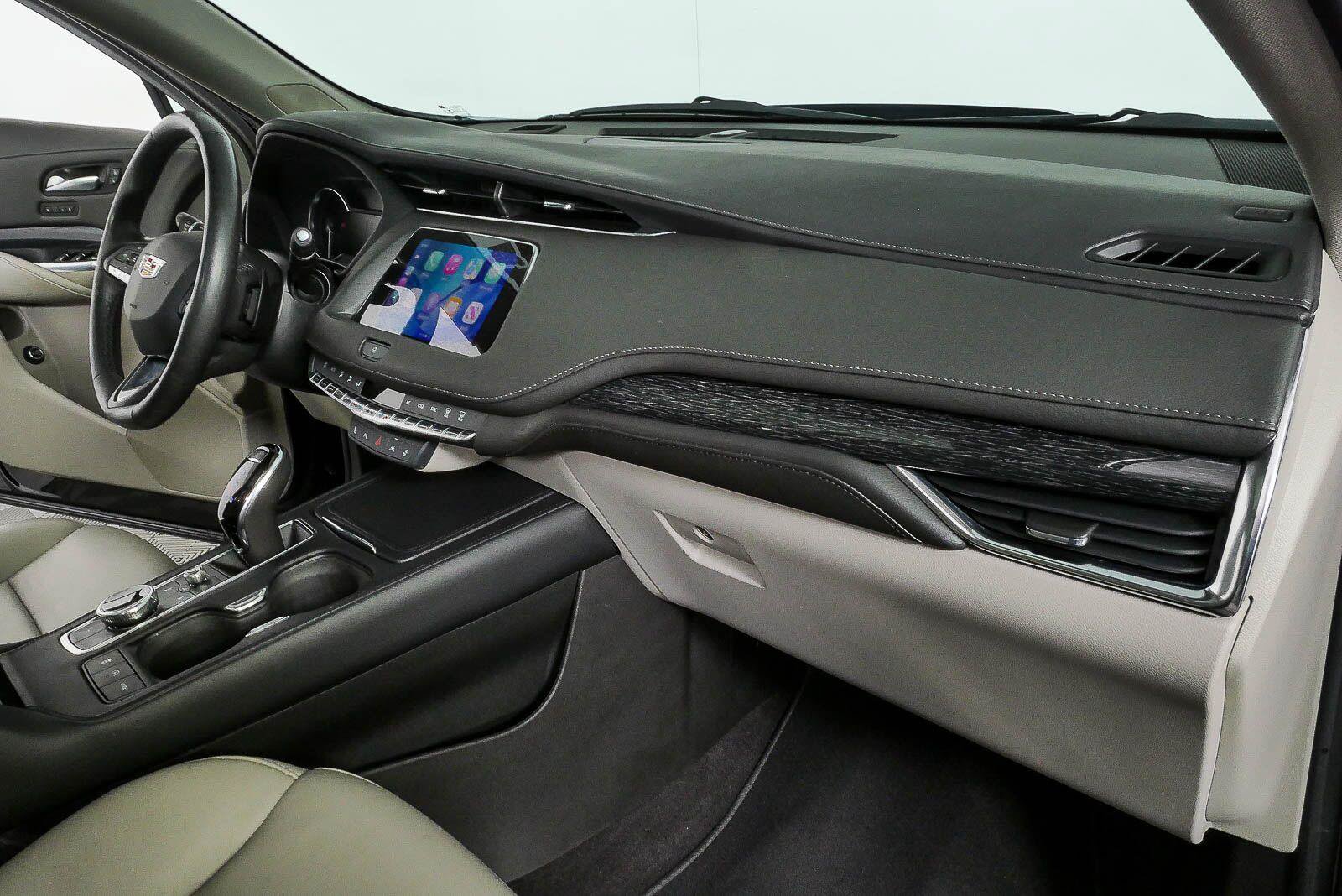 Certified 2023 Cadillac XT4 Premium Luxury w/ Cold Weather Package AWD/4WD image 24