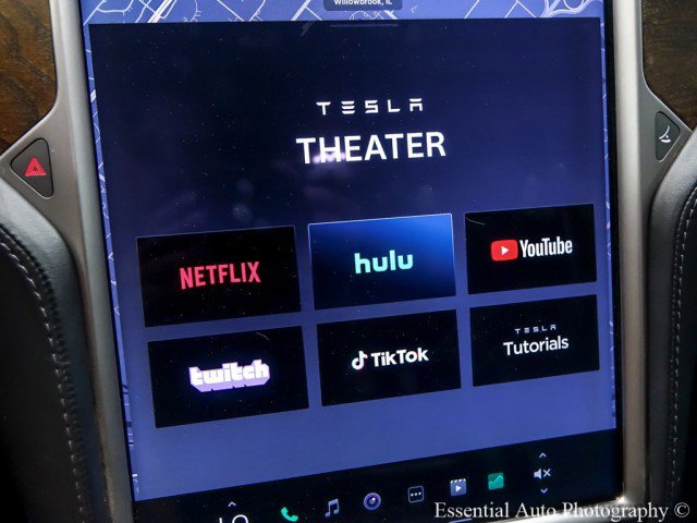 Used 2018 Tesla Model X 75D image 26