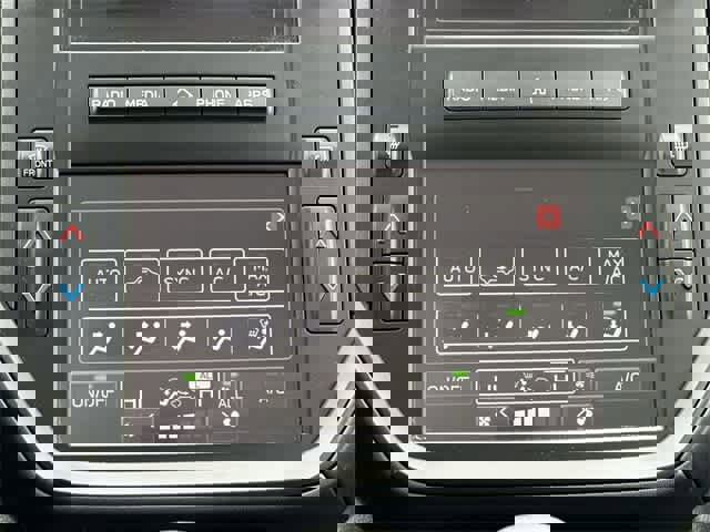 Certified 2025 Subaru Impreza 2.0i image 13