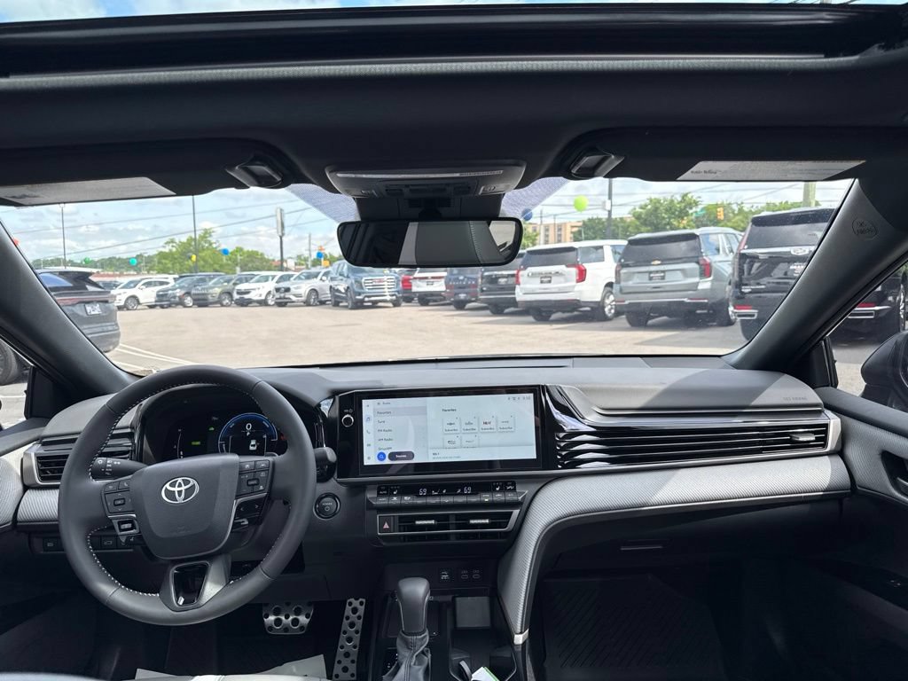 Used 2025 Toyota Camry SE w/ Multimedia Upgrade Package FWD image 19
