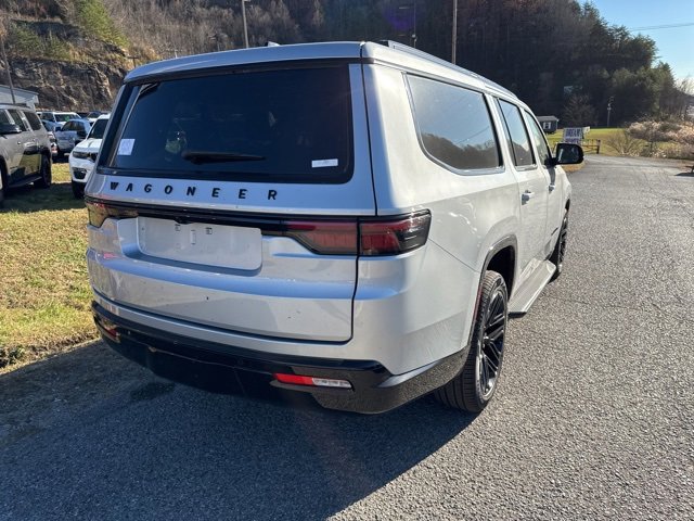 New 2025 Jeep Wagoneer L Series II w/ Convenience Group I image 3